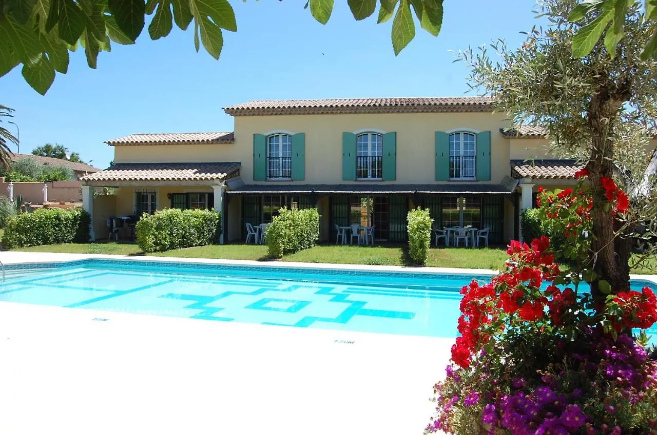 Villa 4 Seasons Saint-Tropez 0*,